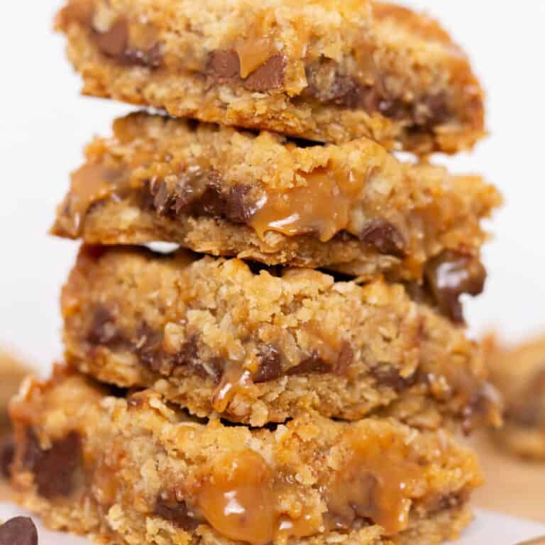 Carmelitas stacked on top of one another
